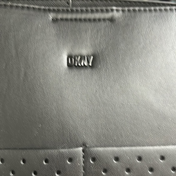 DKNY black tote bag - Picture 8 of 8